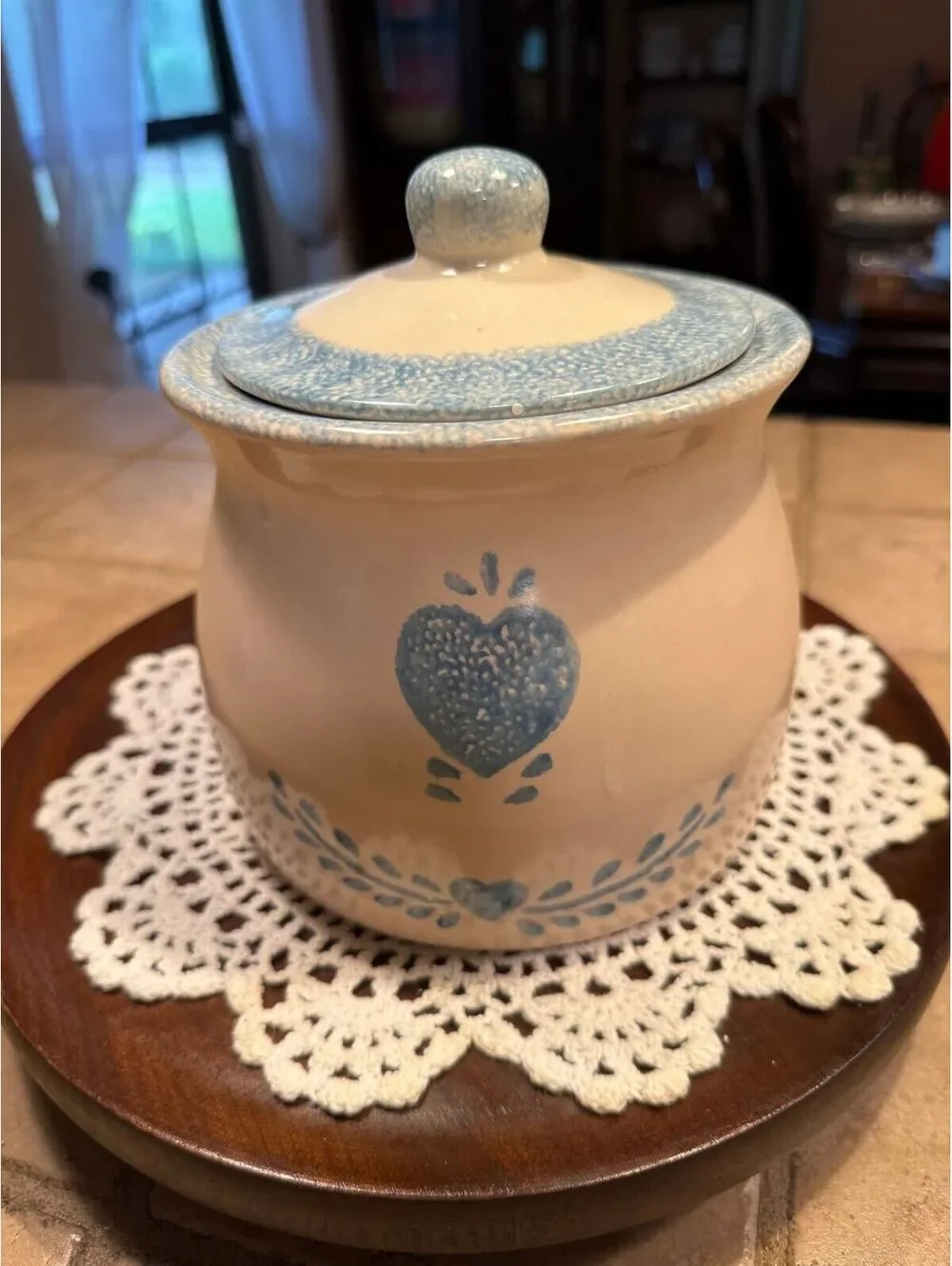 47. Hermitage Pottery Cookie Jar Country Heart Blue 6 1/2